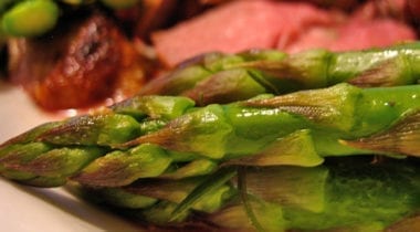 cooked asparagus