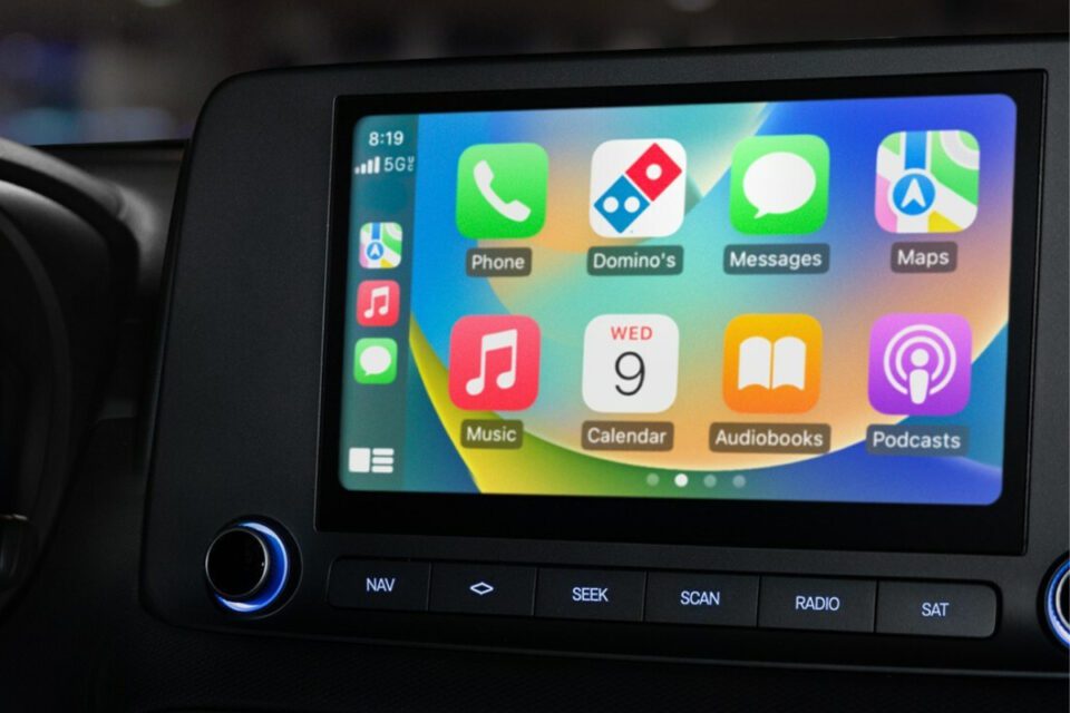 carplay dash console