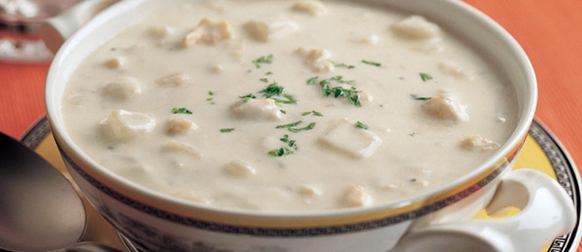 https://dennisfoodservice.com/wp-content/uploads/2017/10/extreme-clam-chowder-1280-1200x520.jpg