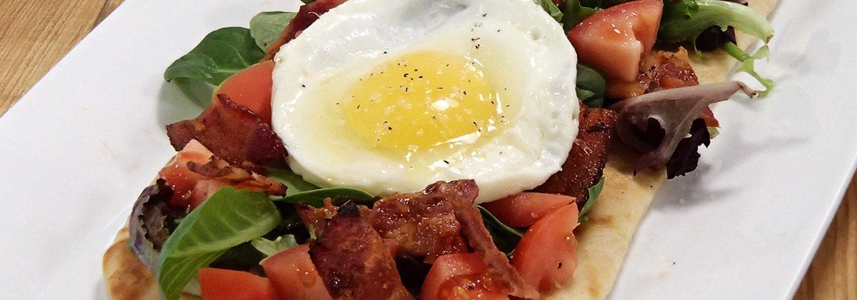 BLT flatbread with egg