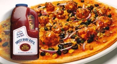 thai chicken pizza with ken's sweet red chili sauce gallon jug