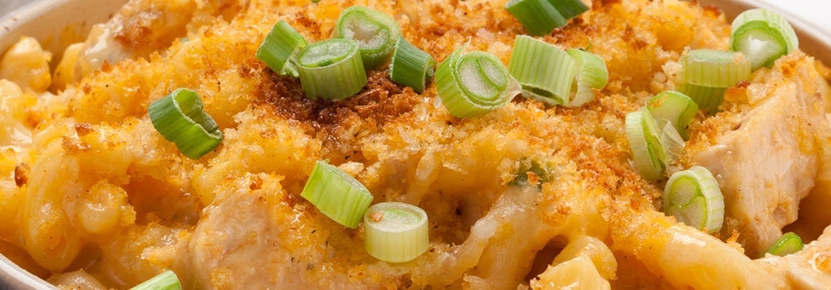 baked macaroni and cheese with chicken and scallions