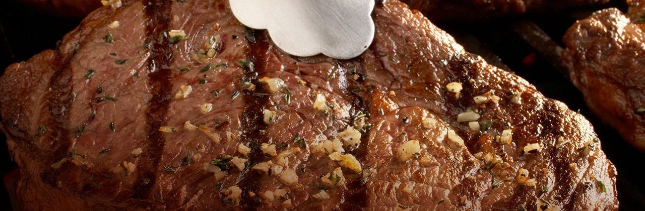 https://dennisfoodservice.com/wp-content/uploads/2018/08/steaks-header-1280-1280x420.jpg