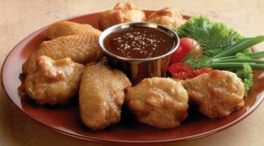 brakebush chicken wings with sauce
