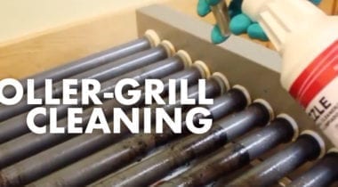 roller grill with sizzle cleaner