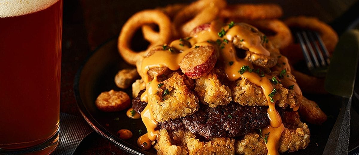 burger with onion rings