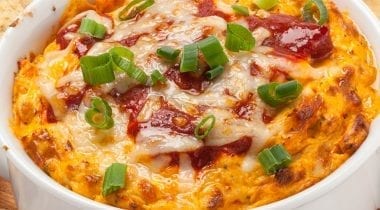 buffalo chicken pizza dip