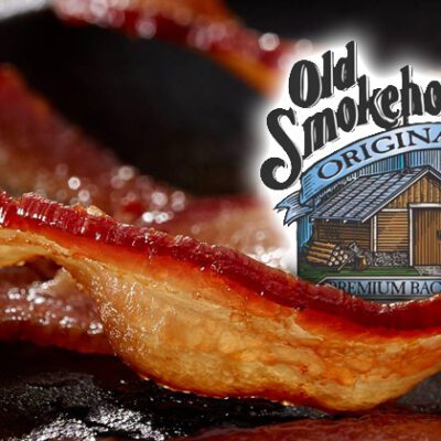 skillet with cooked bacon graphic image